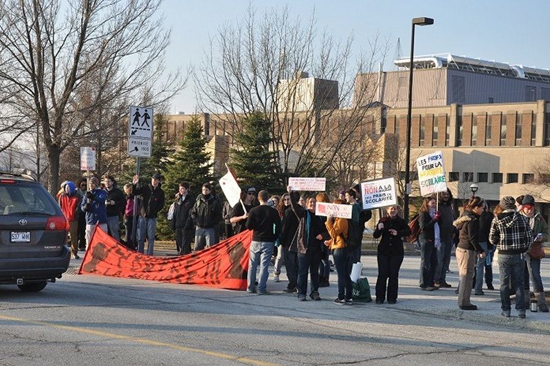 Une journée de grève étudiante votée au Cégep de Sherbrooke